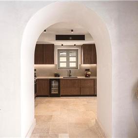 5 bedroom villa with indoor and outdoor pool in Chania town, sleeps 10